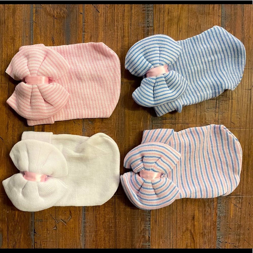 Baby hats with bow